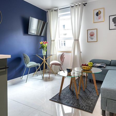 Moveen! Wynajem Apartamentow We Wroclawiu! 10 Minut Od Centrum Eksteriør bilde