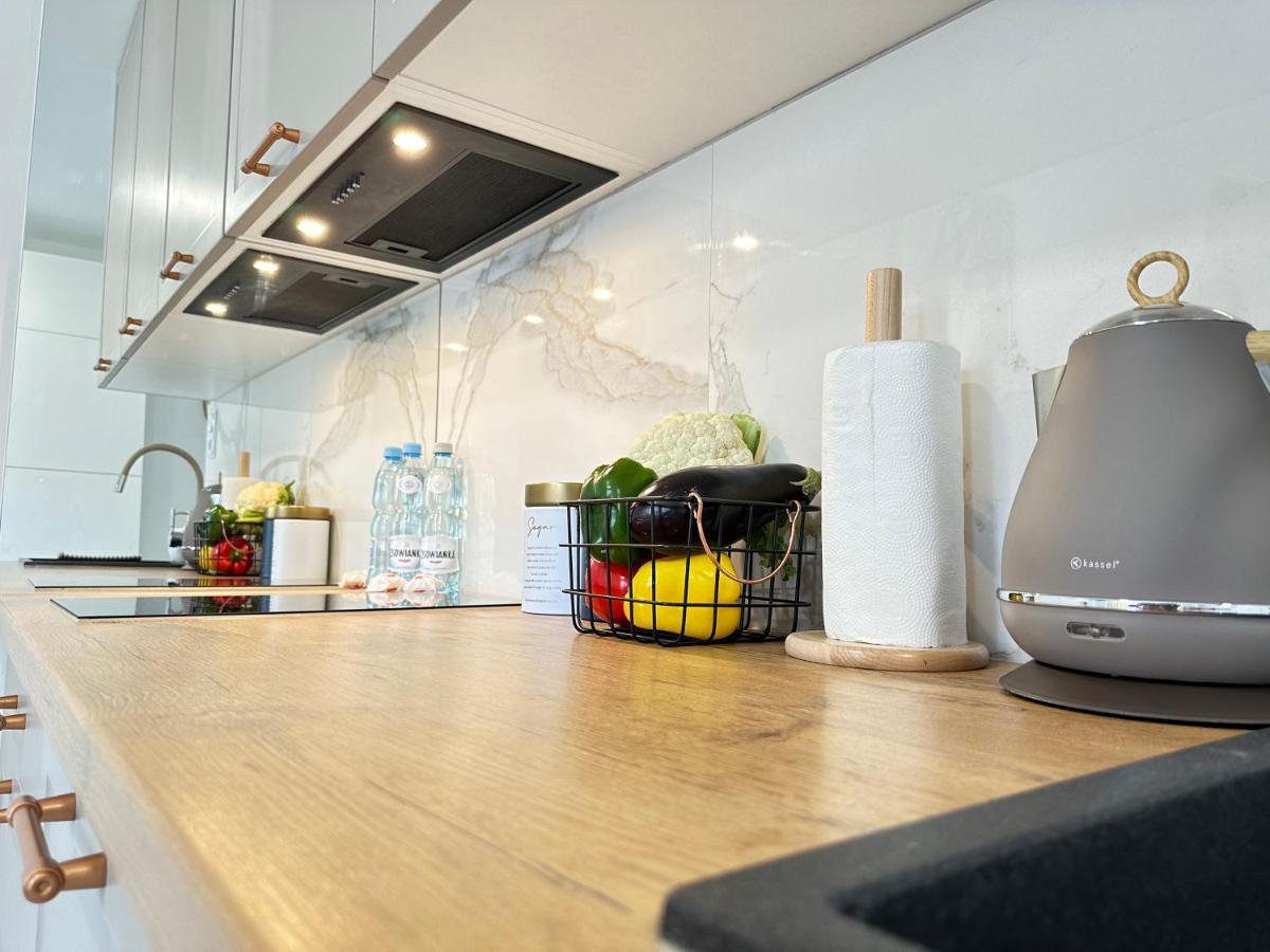 Moveen! Wynajem Apartamentow We Wroclawiu! 10 Minut Od Centrum Eksteriør bilde
