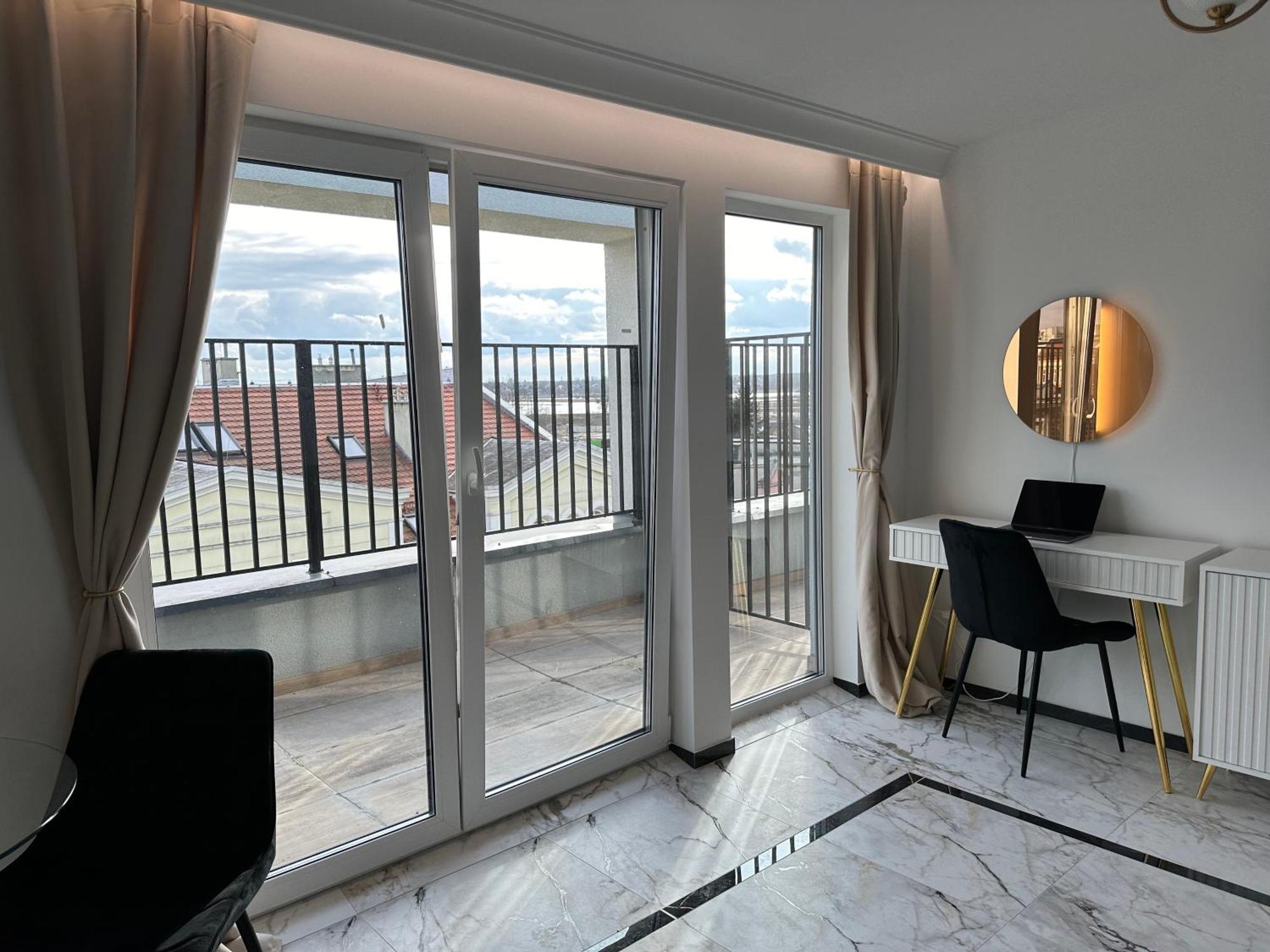 Moveen! Wynajem Apartamentow We Wroclawiu! 10 Minut Od Centrum Eksteriør bilde