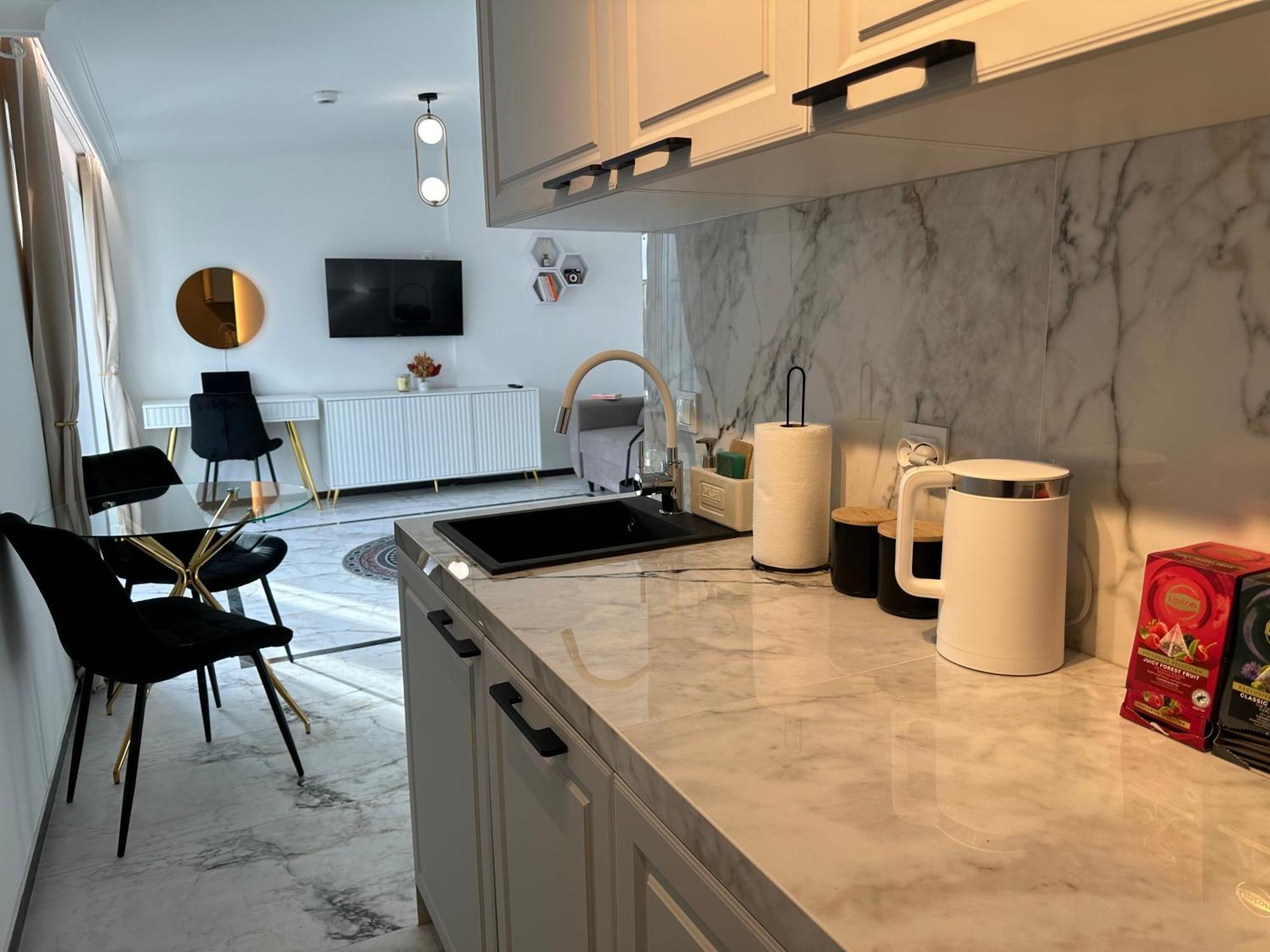 Moveen! Wynajem Apartamentow We Wroclawiu! 10 Minut Od Centrum Eksteriør bilde