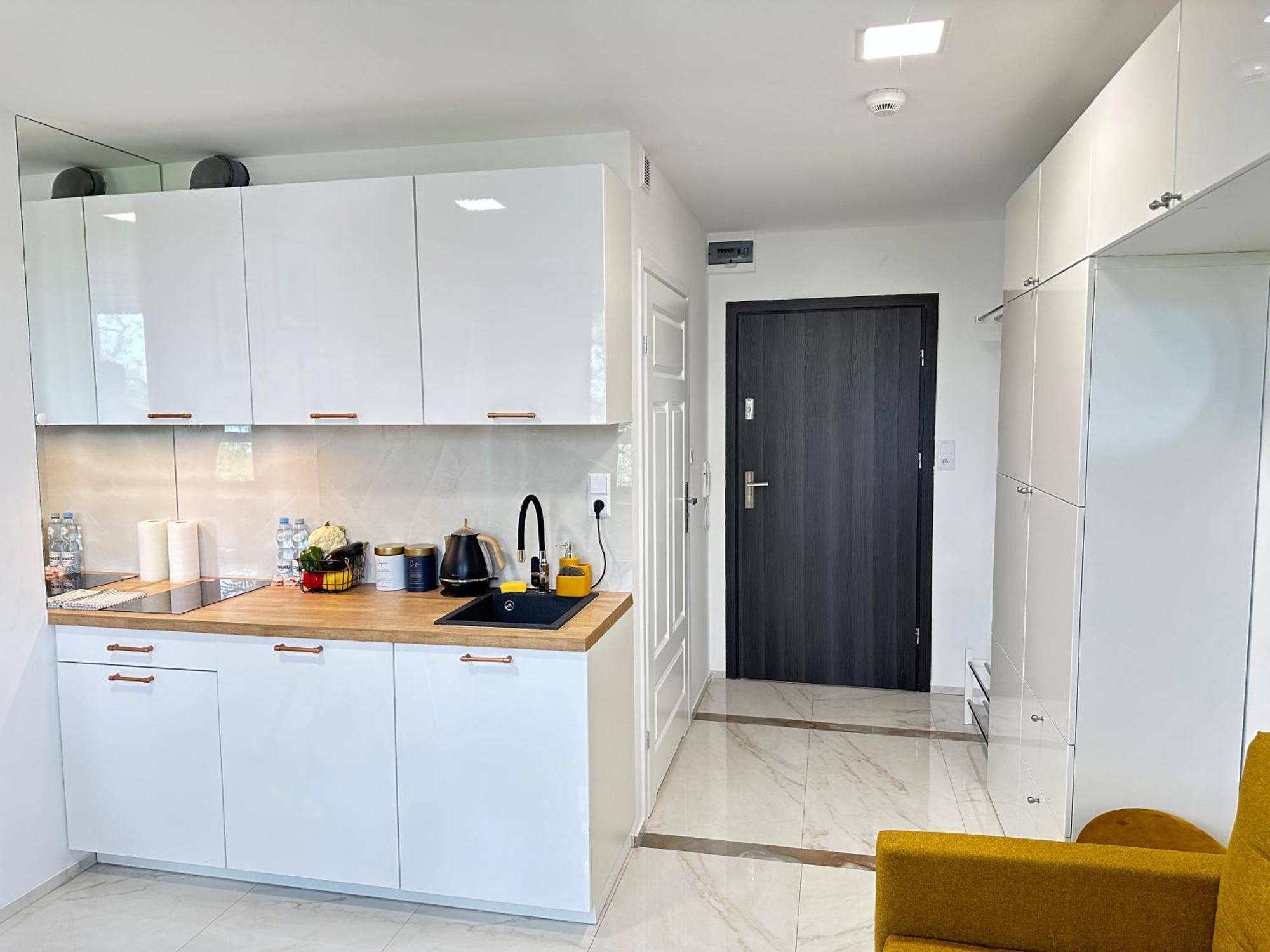 Moveen! Wynajem Apartamentow We Wroclawiu! 10 Minut Od Centrum Eksteriør bilde