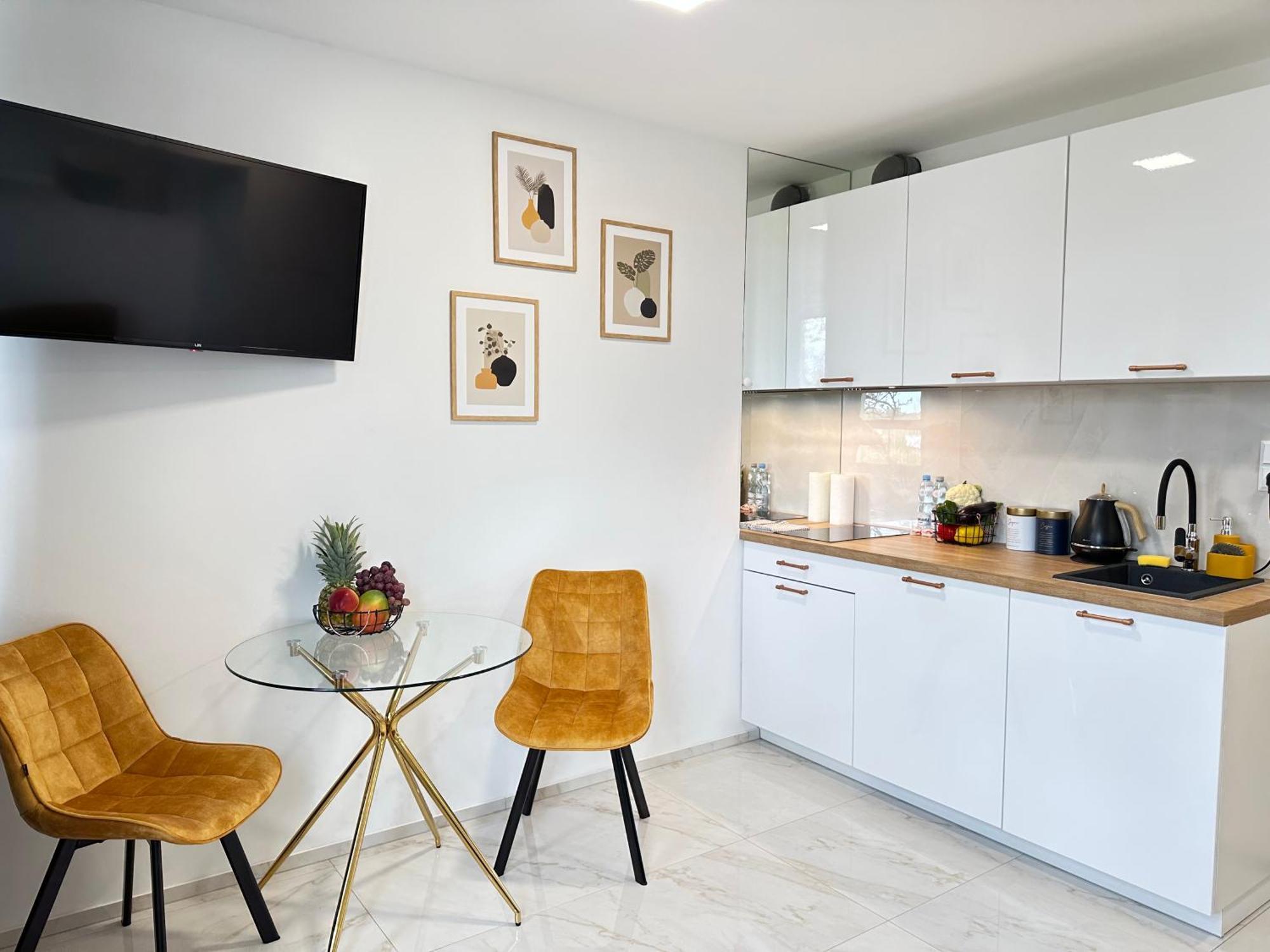 Moveen! Wynajem Apartamentow We Wroclawiu! 10 Minut Od Centrum Eksteriør bilde