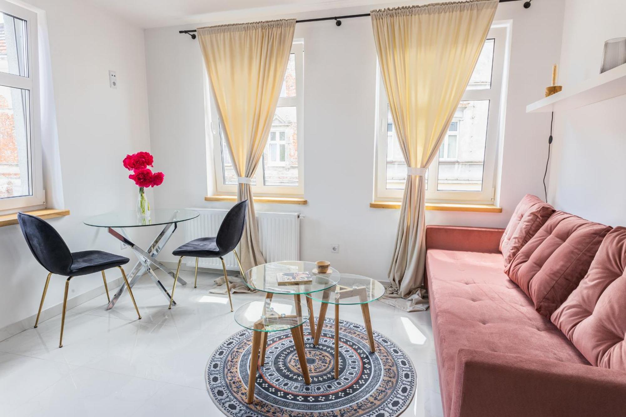 Moveen! Wynajem Apartamentow We Wroclawiu! 10 Minut Od Centrum Eksteriør bilde